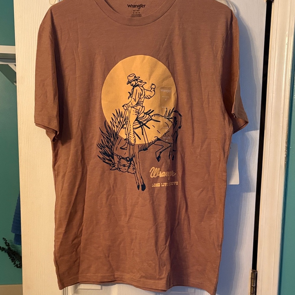 NWT Wrangler Tan Cowboy Graphic Tee